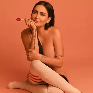 Celia Lora Privado