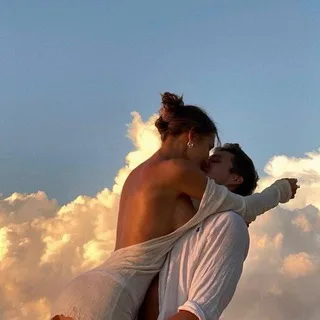 @hot_couple_r