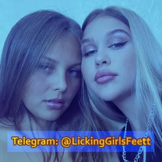 @lickinggirlsfeett