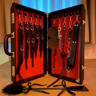 @heartabuseroom
