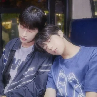 @boy_loves_boy