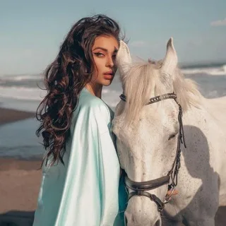@shokofeh_aghaghia