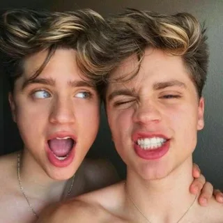 gayqomiii