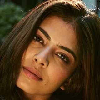 @hot_actresses_hotties_2