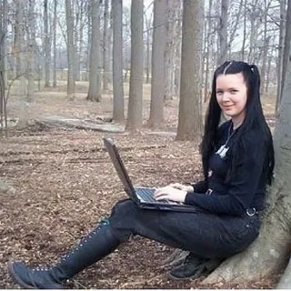 @sarahacker