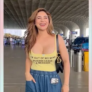 @desireelz