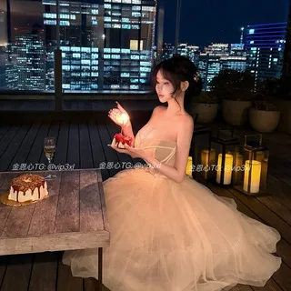 杭州巨乳反差网红金恩心上海