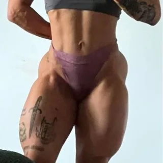 @xgirlswithmuscle